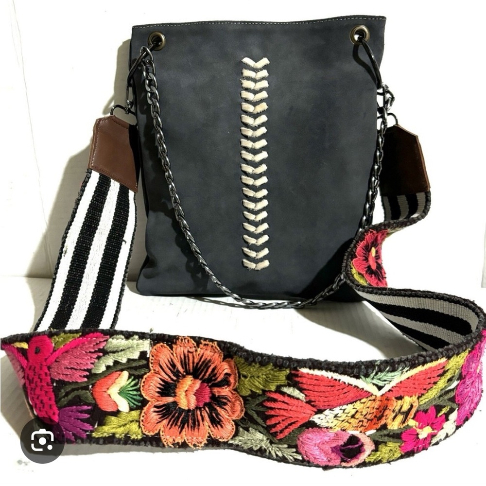 Zulia and Huipa - Fiore Gray Purse